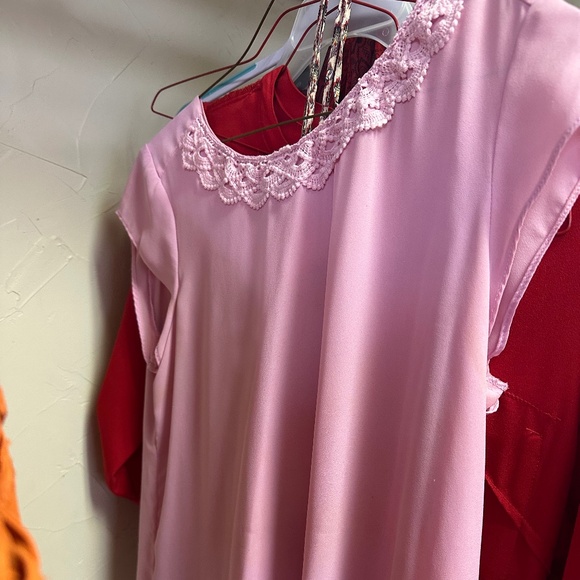 Fun 2 fun lace collar top - Picture 1 of 1